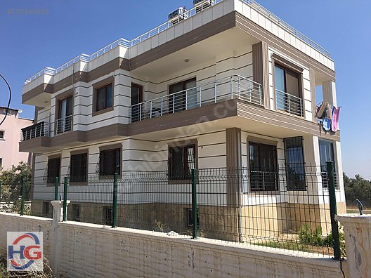 Emlak Ofisinden Satılık 3+1, 444 m² Müstakil Ev 800.000 TL�ye