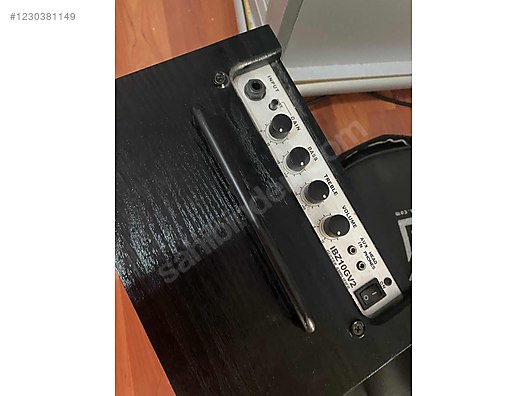 İkinci El ve Sıfır Alışveriş / Müzik / Müzik Aletleri / Telli Çalgılar / Gitar / Elektro