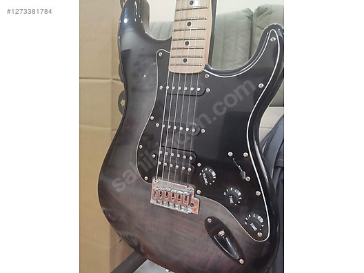 Squier Elektro Gitar