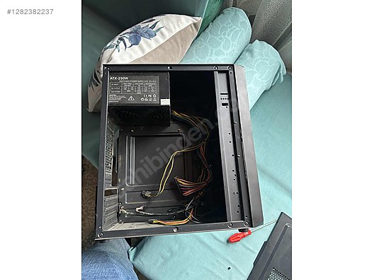 Used & Brand New Items / Computers / Desktops / Desktop Components / Cases