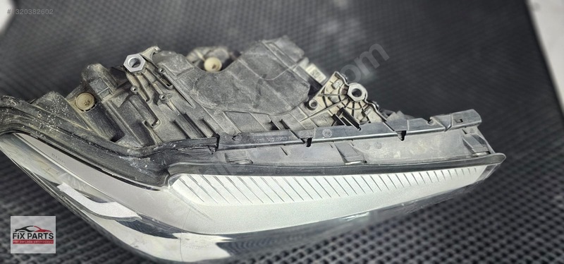 BMW 5 Serisi Far