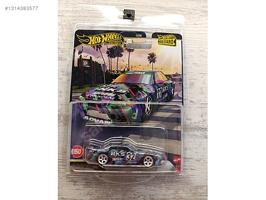 Hot Wheels Nissan Skyline Gt-R (R32) Pandem Boulevard on