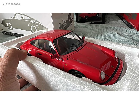 Minichamps Diecast Model 1:18 Porsche Araba - 1323383636