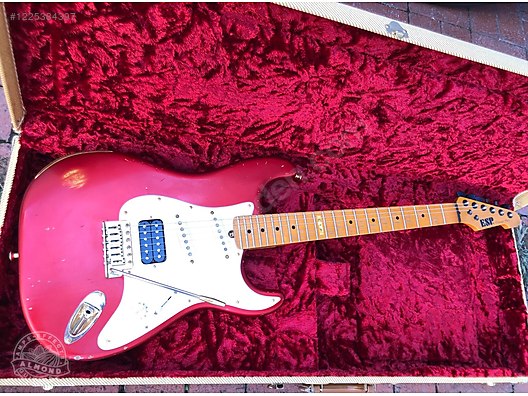 İkinci El ve Sıfır Alışveriş / Müzik / Müzik Aletleri / Telli Çalgılar / Gitar / Elektro