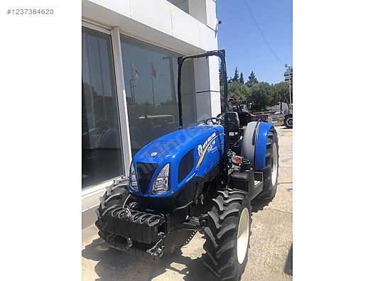Machinery / Agricultural Machines / Tractors / New Holland / TD4.78B