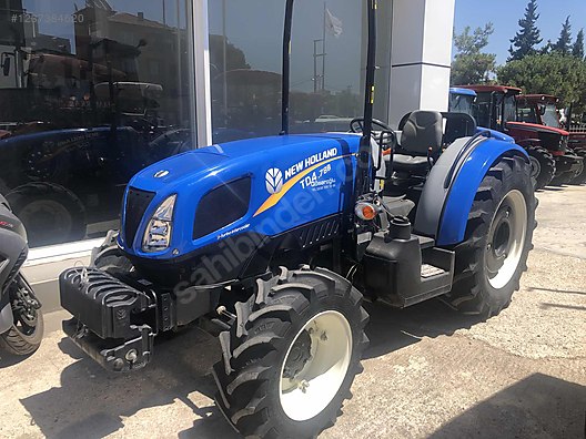 Machinery / Agricultural Machines / Tractors / New Holland / TD4.78B