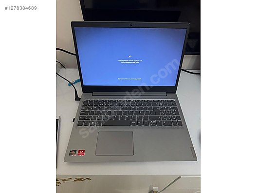 LENOVO AMD Ryzen 3200U with Radeon Vega Mobile Gfx GHz