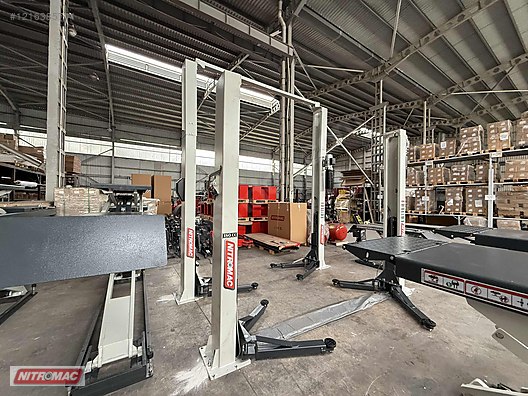 Machinery / Industrial / Industrial Machines / Automotive