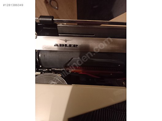 İkinci El ve Sıfır Alışveriş / Antika / Makine / Antika Daktilo