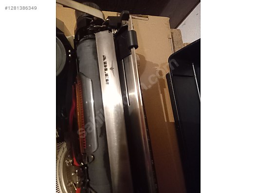 İkinci El ve Sıfır Alışveriş / Antika / Makine / Antika Daktilo