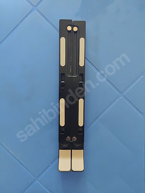 Laptoplar için katlanabilir ve ayarlanabilir ayaklık