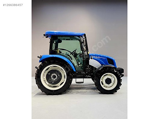 Machinery / Agricultural Machines / Tractors / New Holland / T4.75S