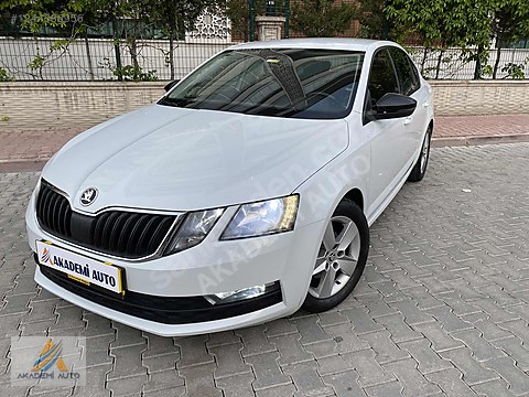 AKADEMİ AUTO DAN 2017 OTOMATİK YENİ KASA SKODA...