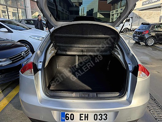 Vasıta / Otomobil / Renault / Laguna / 1.5 dCi / Privilege