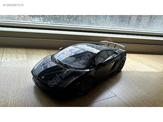 Autoart Diecast Model 1:18 Lamborghini Araba - 1265387319
