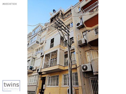 goztepe de sahile cok yakin mesafede kiralik 3 1 daire kiralik daire ilanlari sahibinden com da 985387838