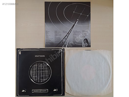 Kraftwerk - Radio-Activity - Plak - LP (1975) (UK - Dönem Baskı) - Müzik Plakları Alışverişte İlk Adres sahibinden.com'da