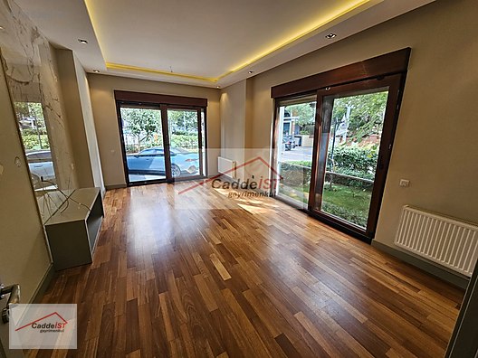 CaddeİST Çiftehavuzlar: Net 88 m² 2+1 in an 8-Year-Old Seafront Building