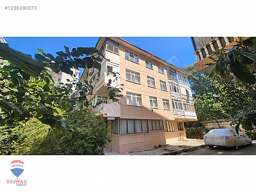 Kadıköy Göztepe'de Satılık 3+1 Daire 128 m2 (Arsa Payı 53.13 m2)