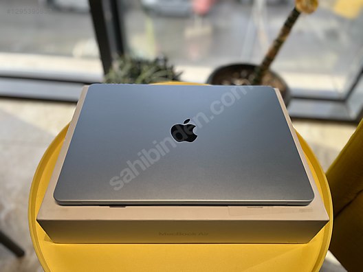 Apple Macbook / MacBook Air 13.6