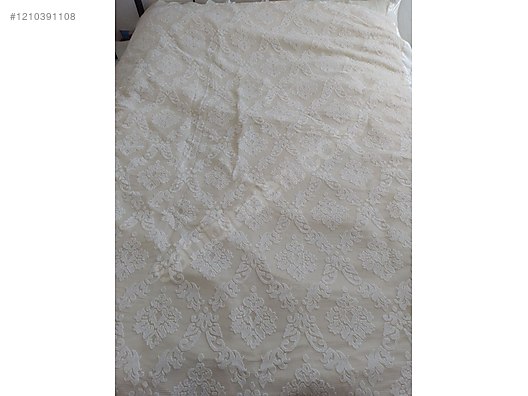 Used & Brand New Items / Home Decor / Home Textiles / Bedspread