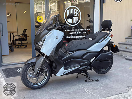 X-Max 250 Tech Max