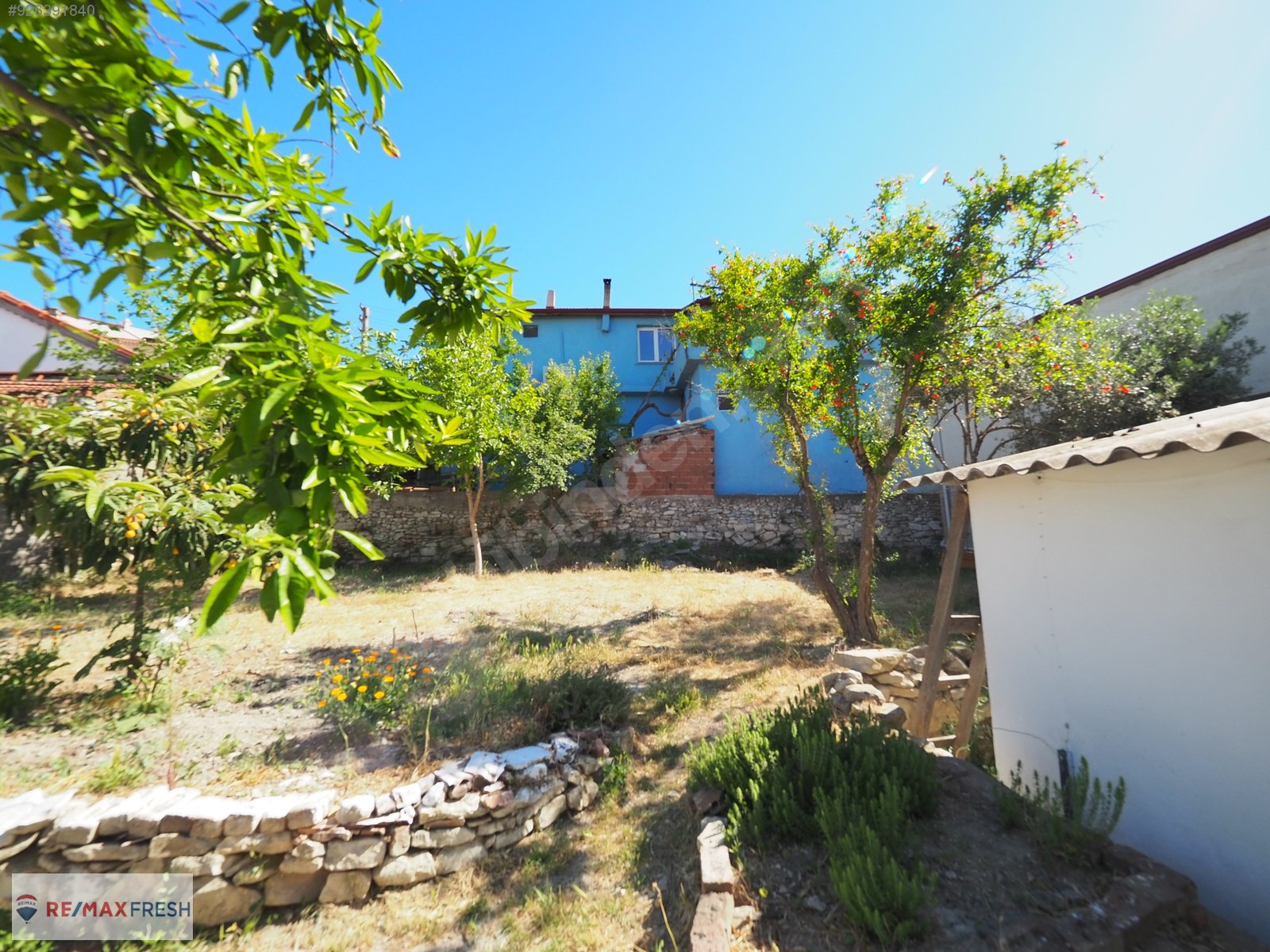 Urla Sanat Sokağı Mevkiinde Müstakil Ev Satılık Müstakil Ev İlanları