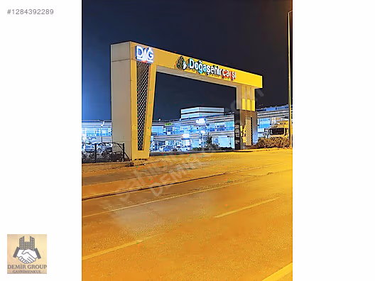 DEMİR GRUP'TAN DOĞA ŞEHİR ÇARŞIDA SATILIK CAZİP KİRACILI DÜKKAN #1284392289