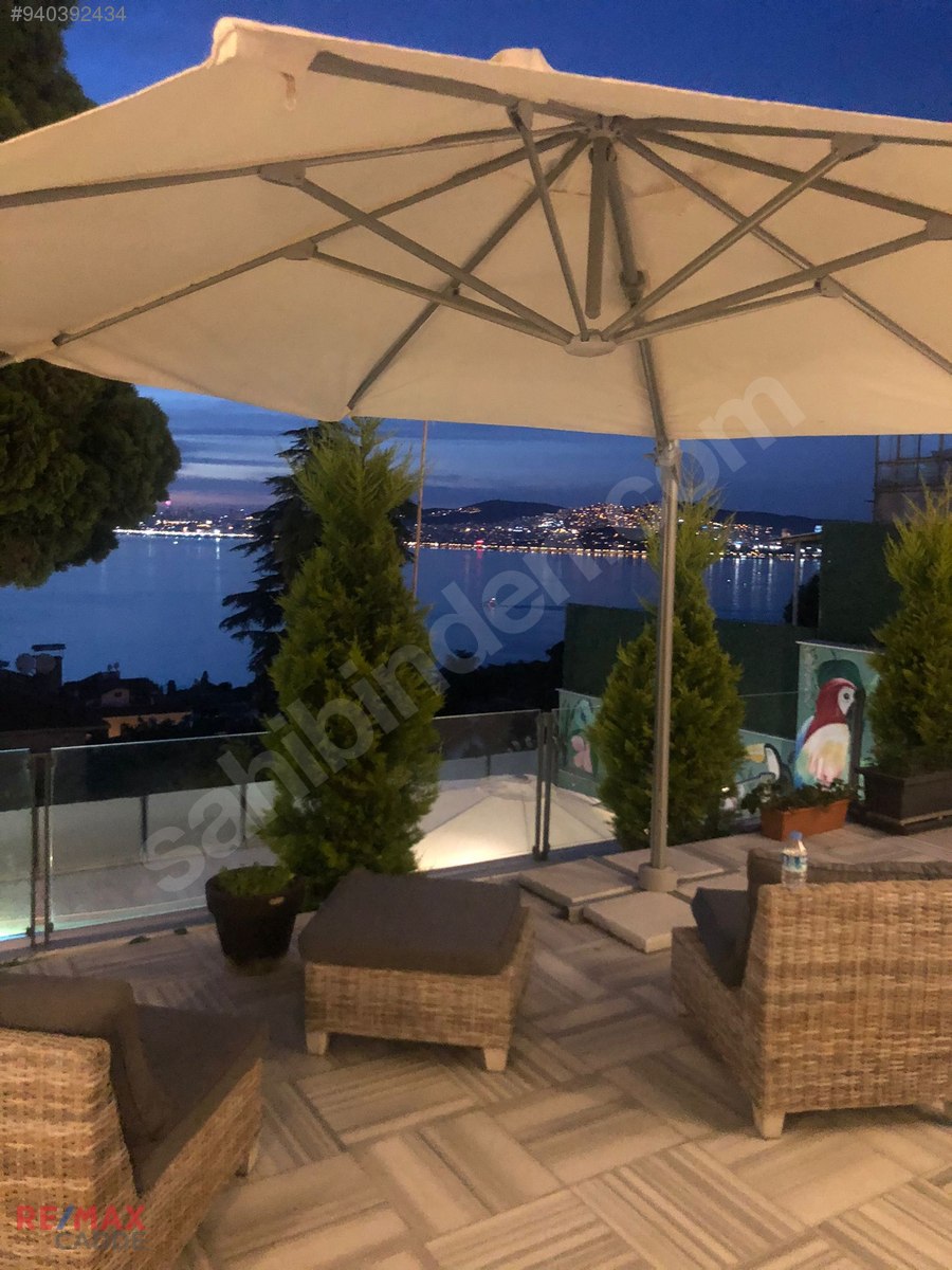 BÜYÜKADA NİZAM�DA HARİKA DENİZ MANZARALI MUHTEŞEM HAVUZLU VİLLA