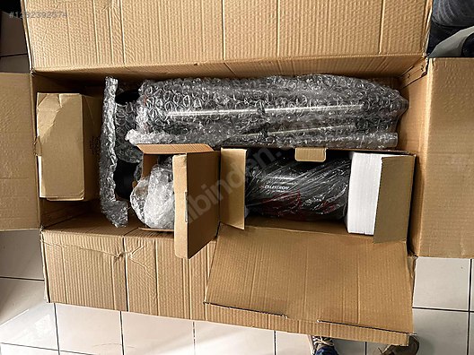 Used & Brand New Items / Cameras & Photographic Equipment / Telescopes / Refractor