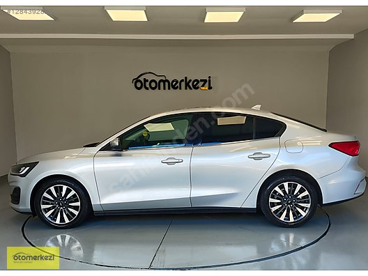 OTOMERKEZİ'NDE 0.79 İLE 12 AY KREDİ - K.KARTI 12 TAKSİT- FOCUS