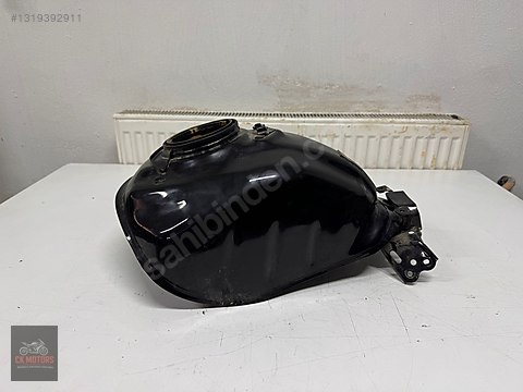 Yakıt Sistemi / HONDA CB 250 R YAKIT DEPOSU BENZİN DEPOSU (HASARLI