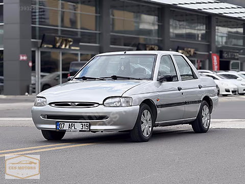CES MOTORS'DAN FORD ERSCORT 1.8 CLX YENİ MUAYENE