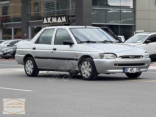 Vasıta / Otomobil / Ford / Escort / 1.8 / CLX