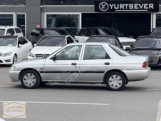 Vasıta / Otomobil / Ford / Escort / 1.8 / CLX