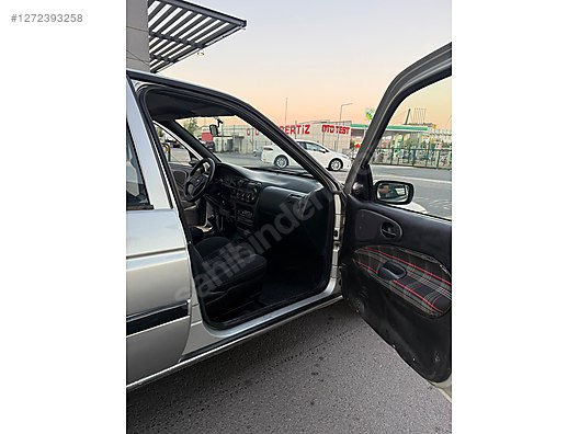 Vasıta / Otomobil / Ford / Escort / 1.8 / CLX