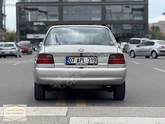 Vasıta / Otomobil / Ford / Escort / 1.8 / CLX