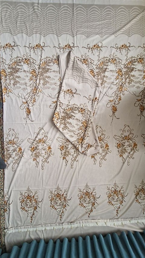 30 Yıllık Antika Perde