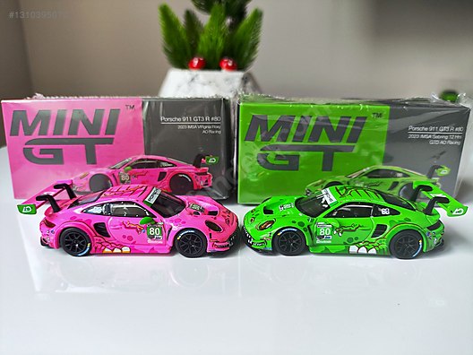 Mini GT Diecast Model 1:64 Porsche Araba - 1310395070