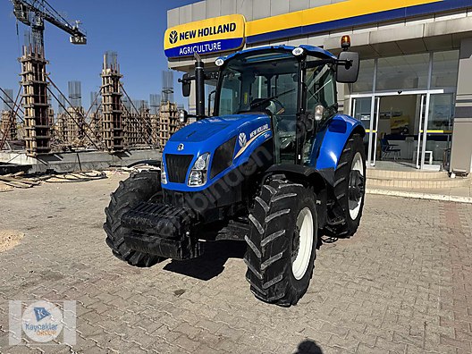Machinery / Agricultural Machines / Tractors / New Holland / TR5.105