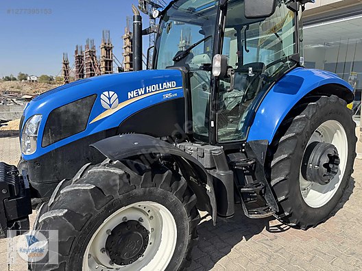 Machinery / Agricultural Machines / Tractors / New Holland / TR5.105