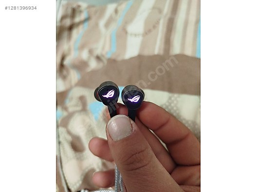 Used & Brand New Items / Computers / Peripherals / Headphones & Microphones