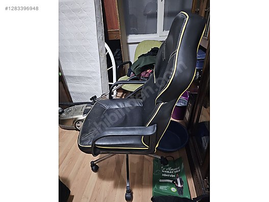 Used & Brand New Items / Gaming & Gamers Exclusive / Gaming Equipment / Gaming Chair