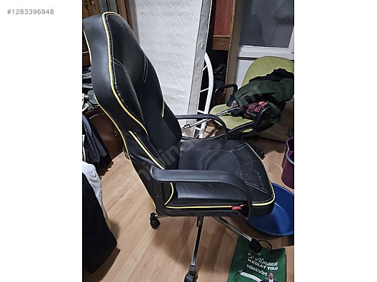 Used & Brand New Items / Gaming & Gamers Exclusive / Gaming Equipment / Gaming Chair