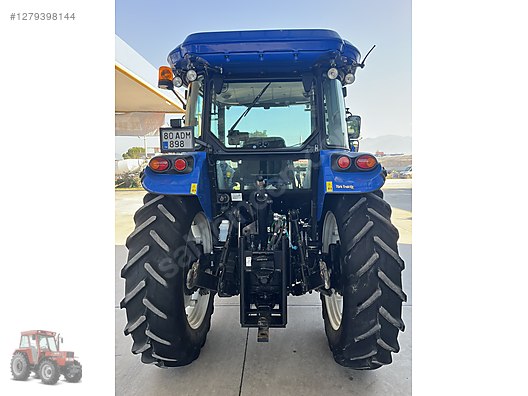 Machinery / Agricultural Machines / Tractors / New Holland / TD5.110