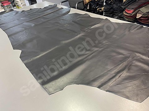 Çantalık,ayakkabılık,aksesuarlık,cüzdanlık ithal siyah deriler