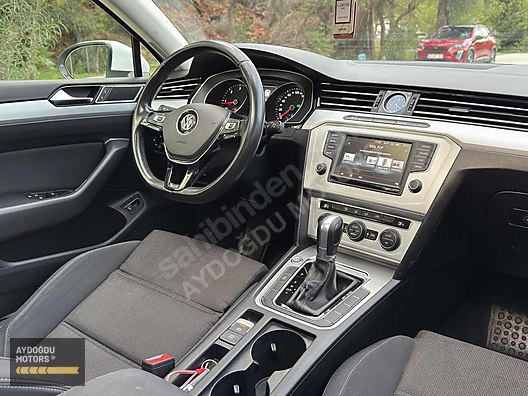 Vasıta / Otomobil / Volkswagen / Passat / 1.6 TDI BlueMotion / Comfortline