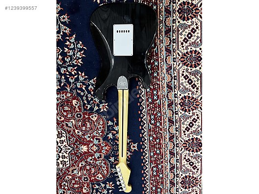 İkinci El ve Sıfır Alışveriş / Müzik / Müzik Aletleri / Telli Çalgılar / Gitar / Elektro