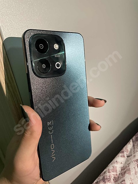 VİVO Y28 metalik yeşil 8+8/256GB