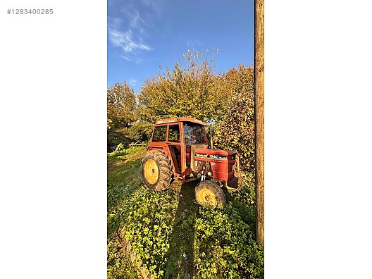 Machinery / Agricultural Machines / Tractors / New Holland / 54C